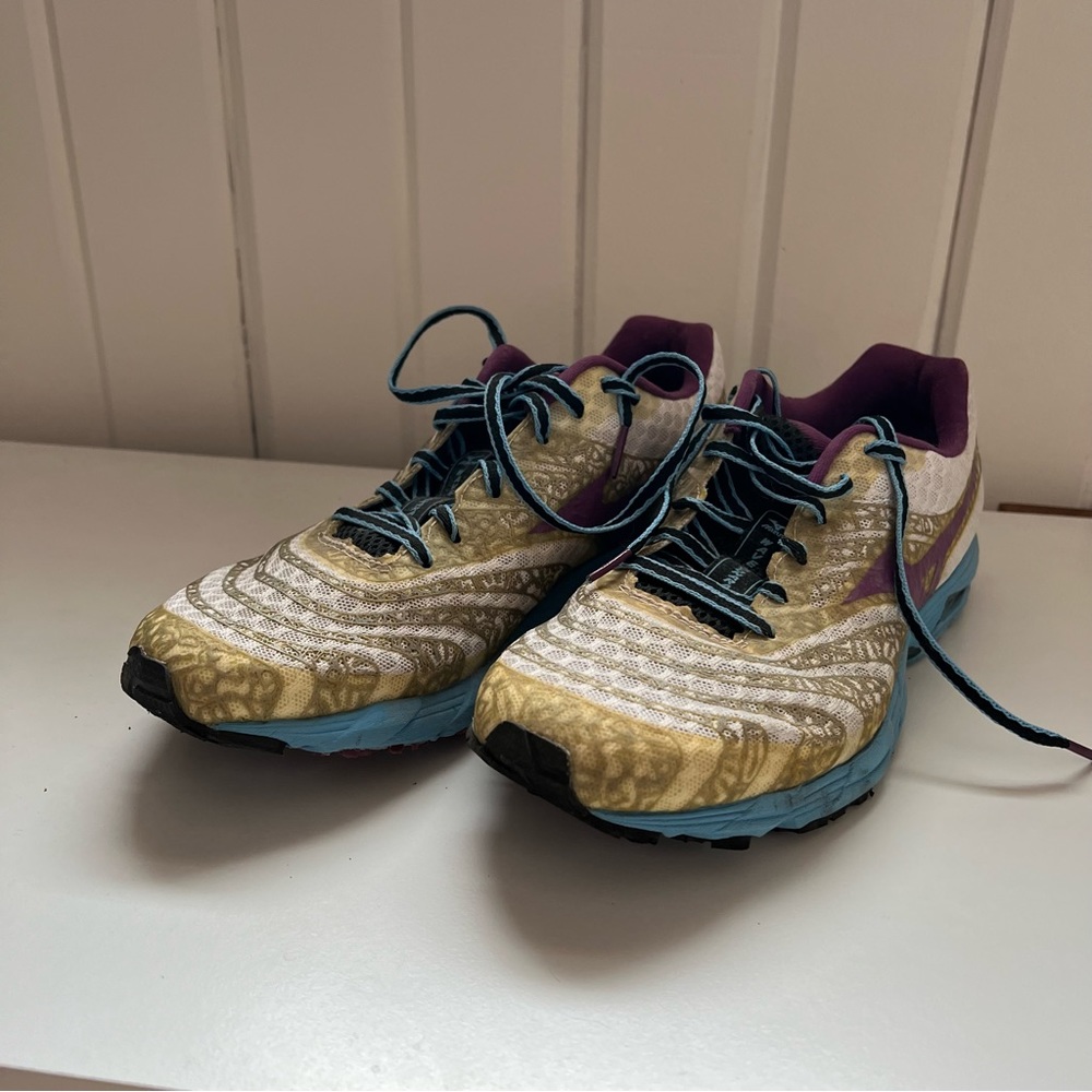 Mizuno Wave Sayonara 2